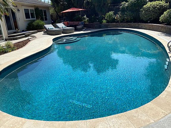 2nd image of 6185 Silberman Dr