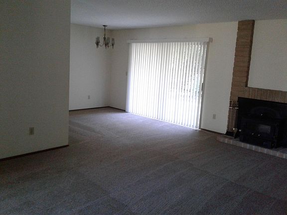 3rd image of 6609 Thunderhead Cir
