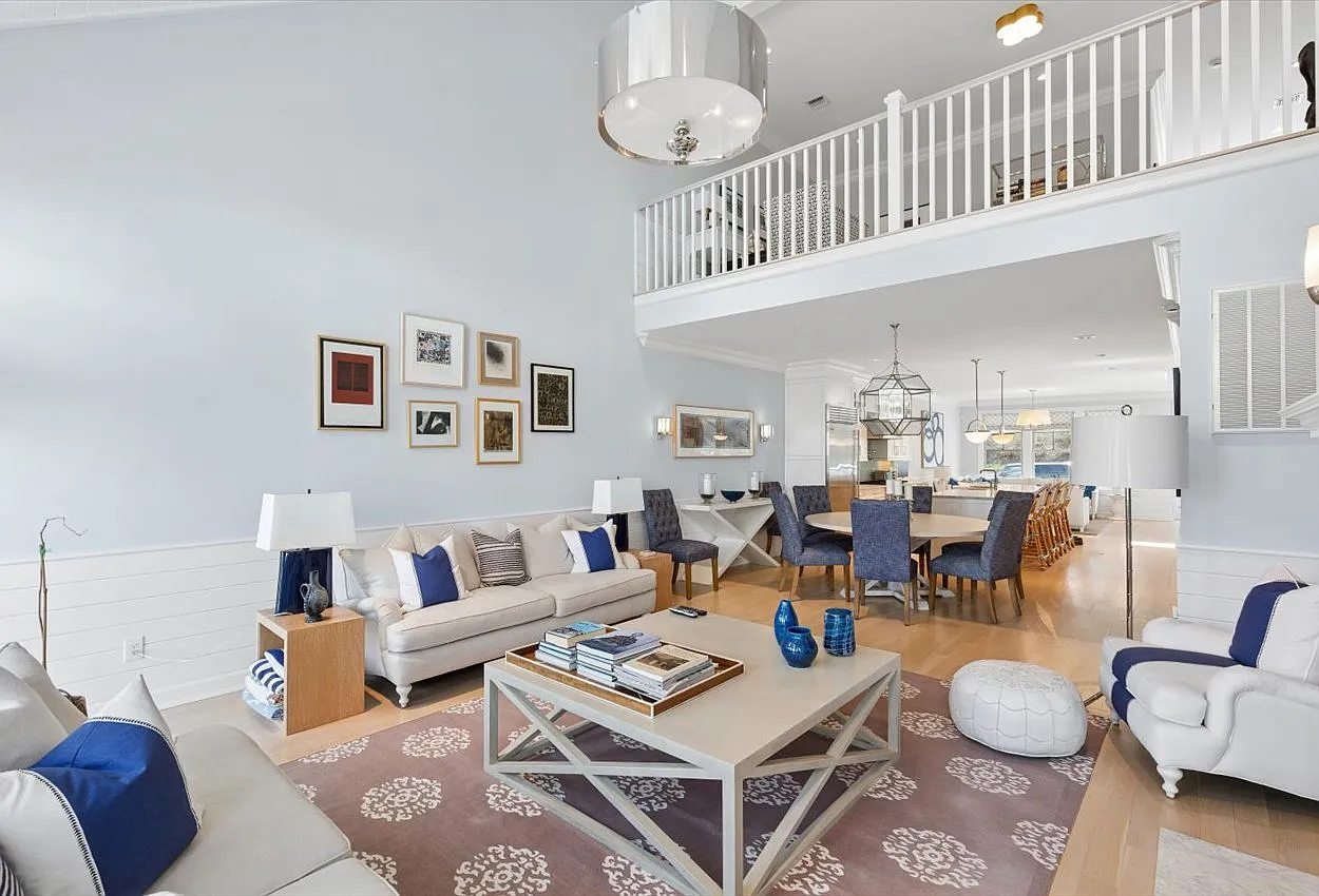Bishops Pond Condo Luxury Edition — Photo 4