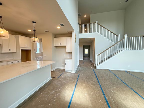 7th image of this home