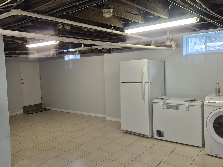 18-20 Somerville Rd #1 — Photo 14