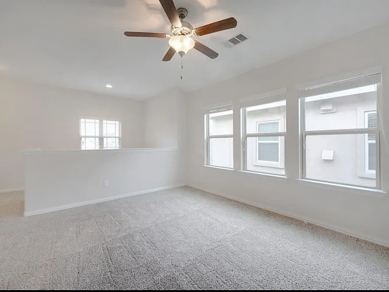 528 Rancho Verde Dr — Photo 10