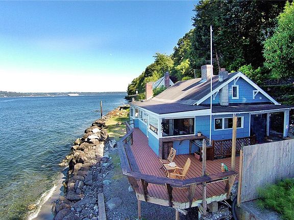 Affordable North End Waterfront