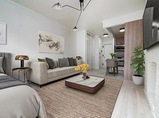 227 W 20th St #1E, New York, NY 10011