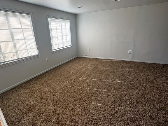 3rd image of 5143 Elvin Ave