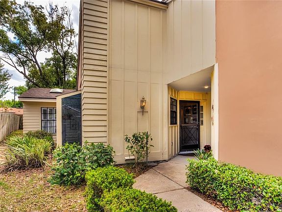 4th image of 2 Orange Blossom Dr