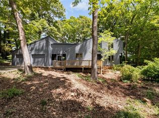 2714 Meadow Oaks Dr, Haw River, NC 27258