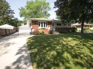 2823 S 103rd St, West Allis, WI 53227