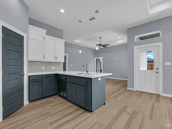 4th image of 4205 S Kemp Ave