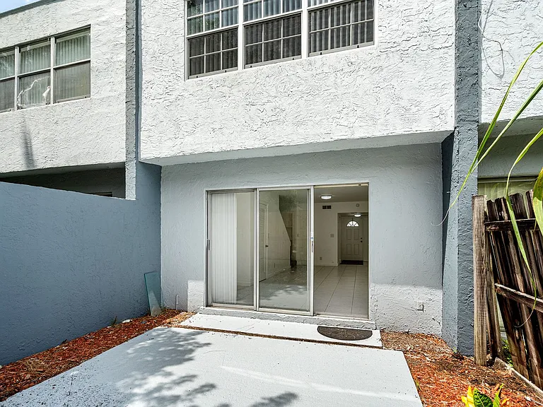 Vista Townhomes — Photo 21