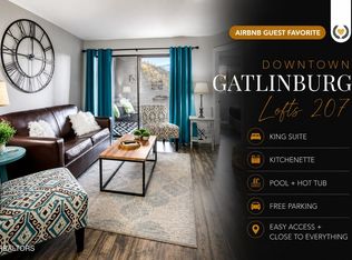 306 Baskins Creek Rd #207, Gatlinburg, TN 37738