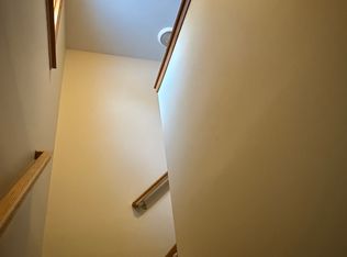 128 Birch Rd, Longmeadow, MA 01106