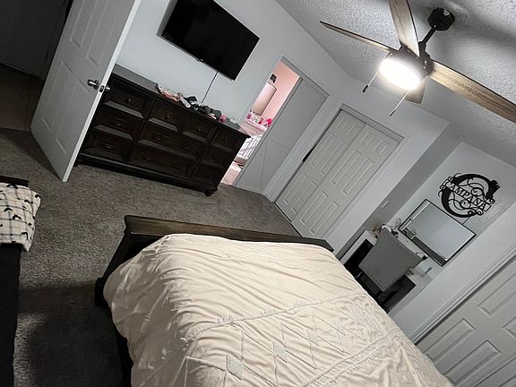 2nd image of 702 Arapaho Dr