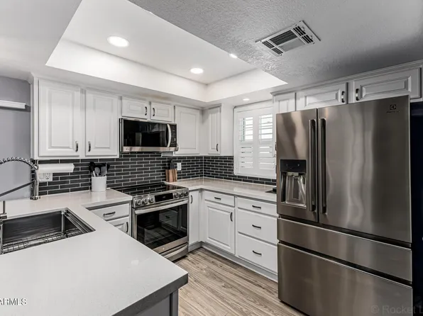 2020 W UNION HILLS Drive #209, Phoenix, AZ 85027