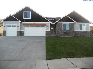 1609 W 51st St, Kennewick, WA