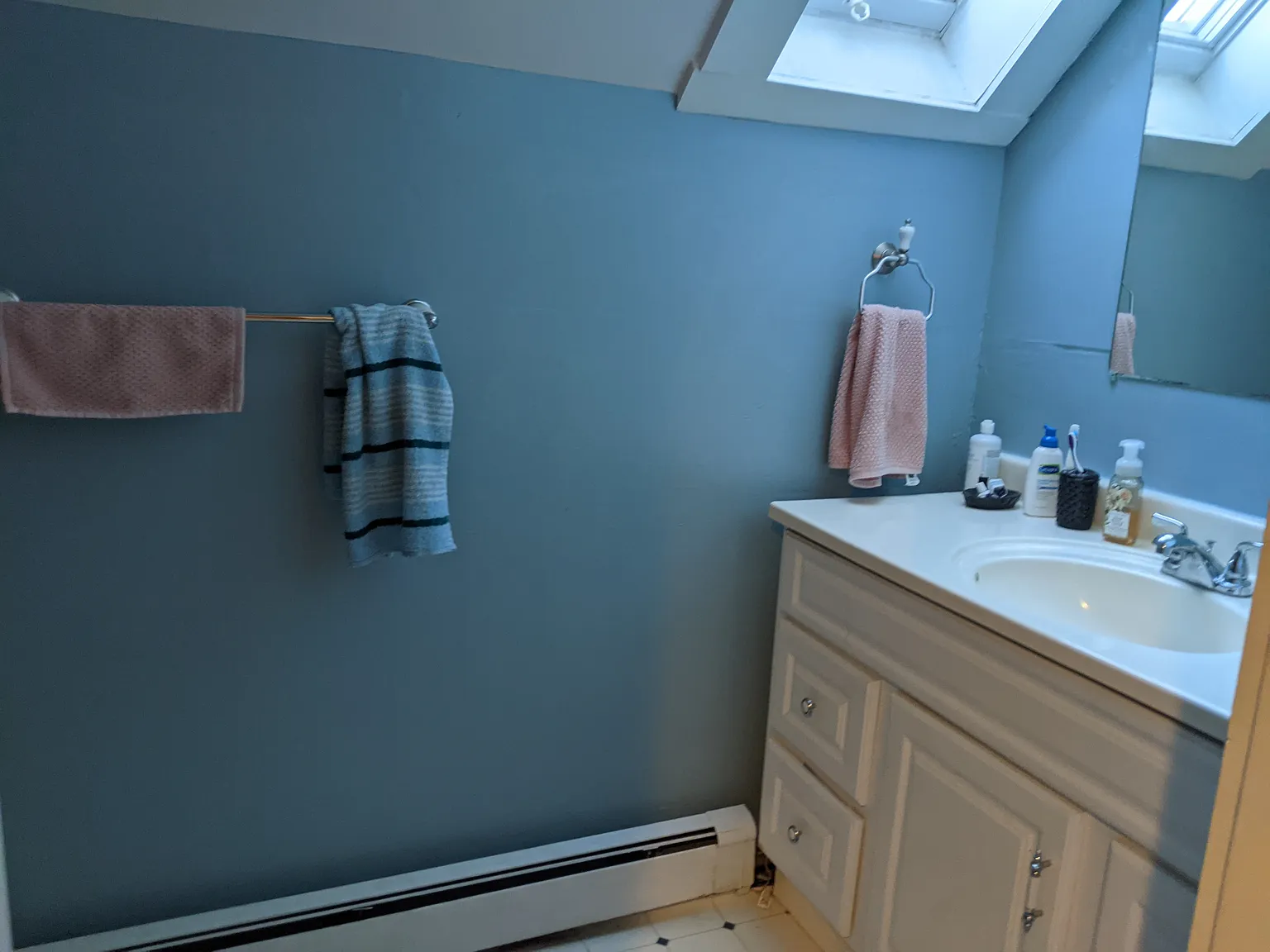 4 bed, 1350 sqft, $3,850 — Photo 4