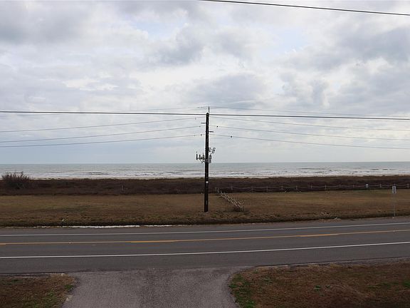 2nd image of 21726 San Luis Pass Rd