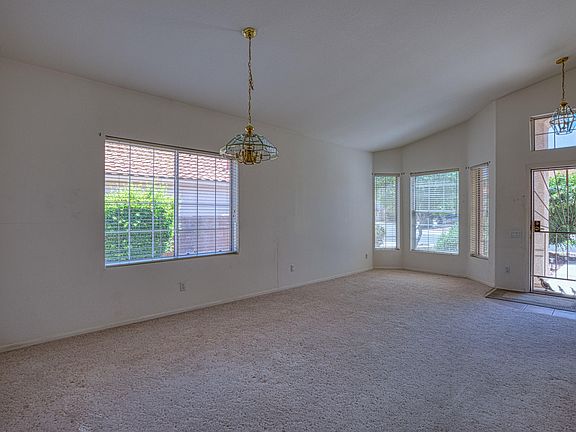 3rd image of 12246 N Sterling Ave
