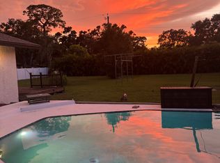 1736 Saint Pauls Dr, Clearwater, FL 33764