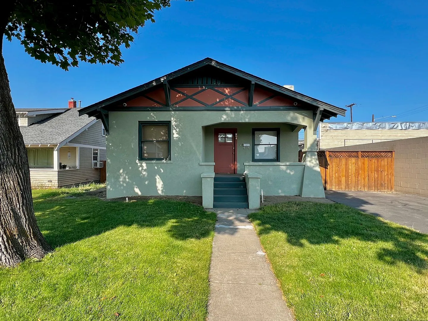 Non-Refundable & Security Deposit Total: $2025.00 — Photo 1