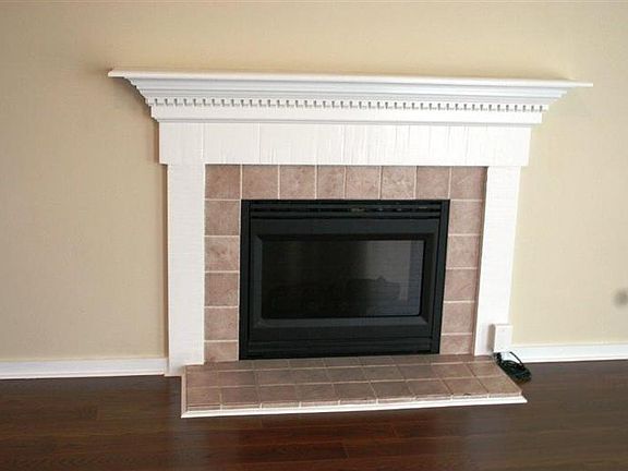 5th image of 60 Twin Lakes Dr