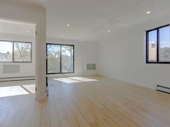 969 57th Street image 1 of 6