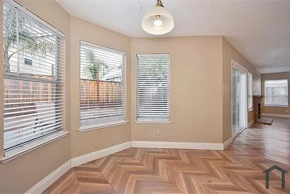 1585 Foxwood Dr — Photo 42