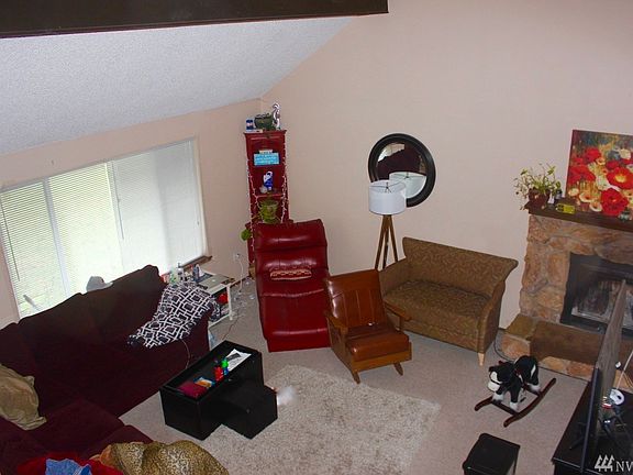 3rd image of 6239 Alder Glen Dr SE
