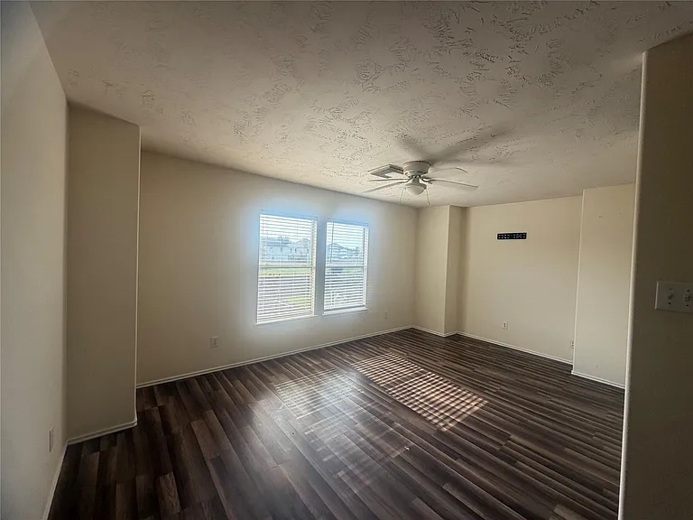 21219 Grand Linden Ct — Photo 10