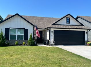 1804 E Van Buren Pl, Broken Arrow, OK 74011