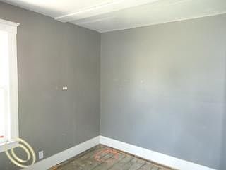 4th image of 4261 Beach St