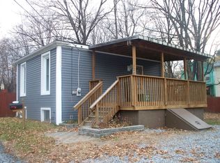 25 McKinley Ln, Poughkeepsie, NY 12601