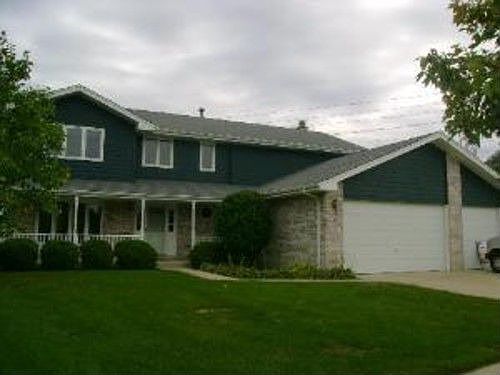 1st image of 8420 Meadows Edge Trl