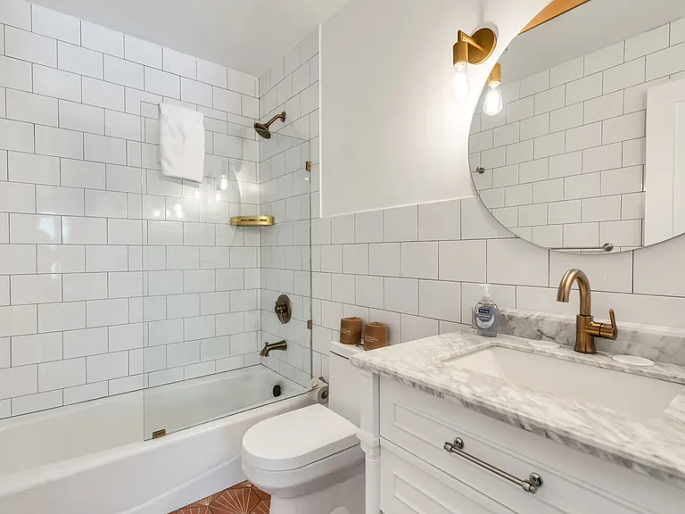 32 W Trail Rd — Photo 17