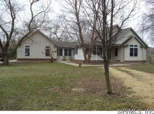 3601 Culp Ln, Bethalto, IL 62010