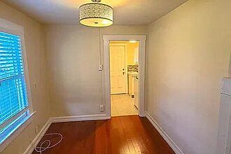 5th image of 700 13th Ave S