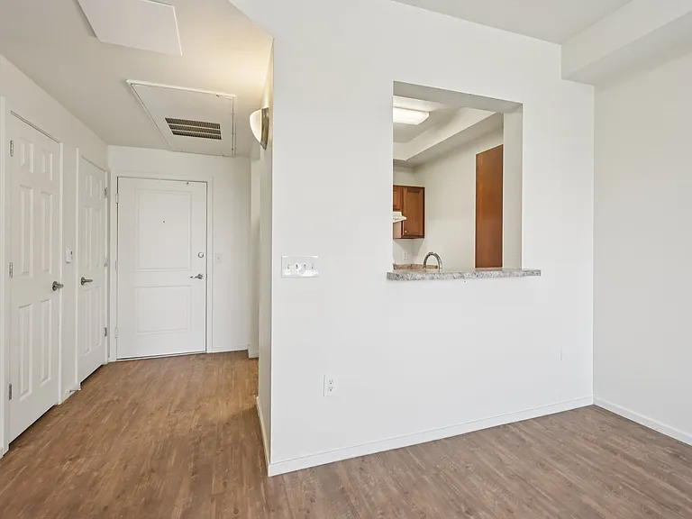 Washington Pointe — Photo 38