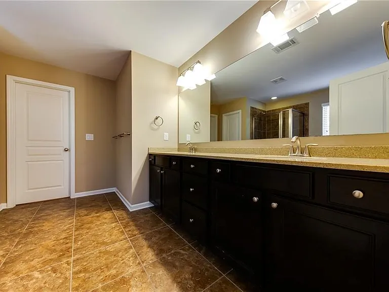 7245 Rocking Horse Ln — Photo 19