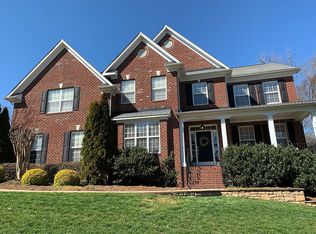 9930 Hazelview Dr, Charlotte, NC 28277