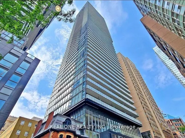 15 Grenville St, Toronto, ON