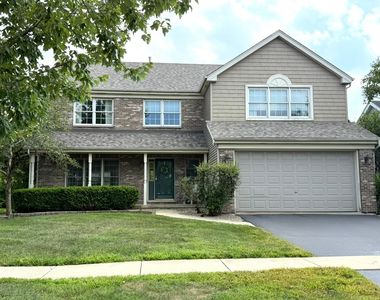 39W507 Newton Sq, Geneva, IL, 60134