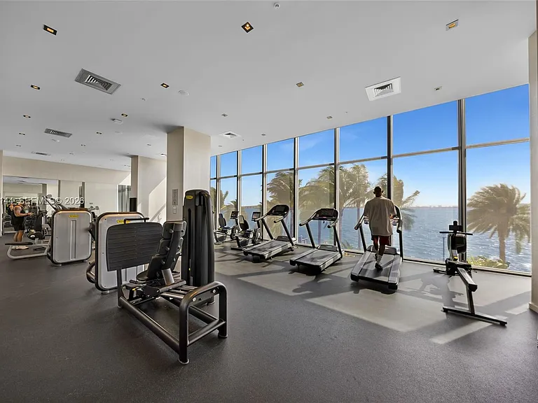 2900 NE 7th Ave #1806 — Photo 41
