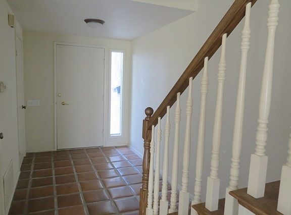 5th image of 664 W Bel Air Dr