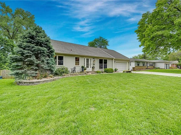 6501 W 94th Ter, Overland Park, KS 66212