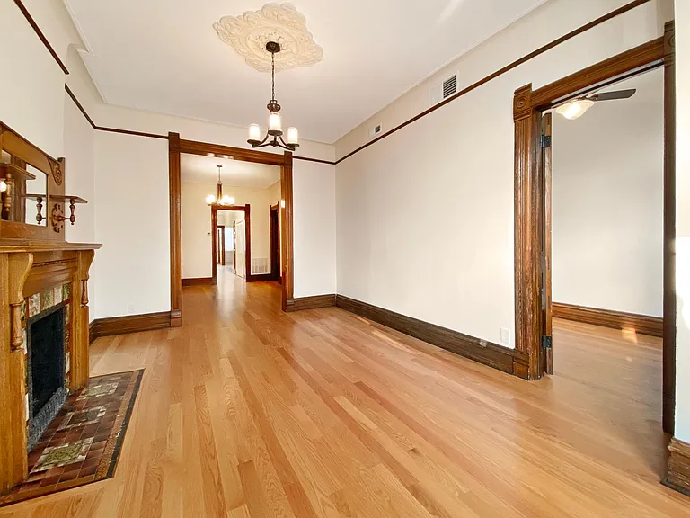 1012 W Armitage Ave #1 — Photo 11