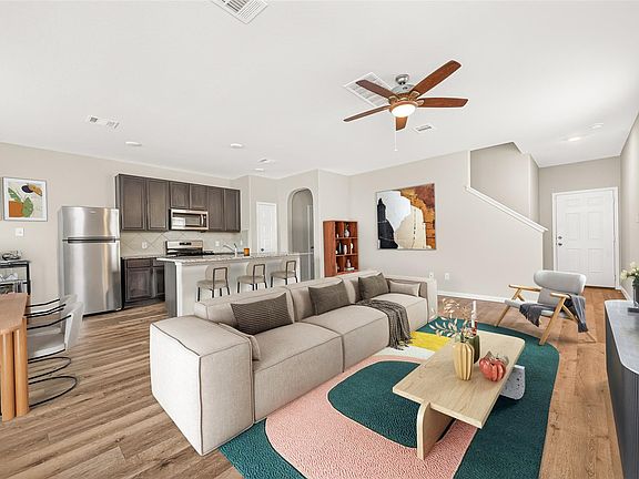 4th image of 22010 King Heights Ln