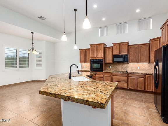 2nd image of 48031 N 7TH Avenue