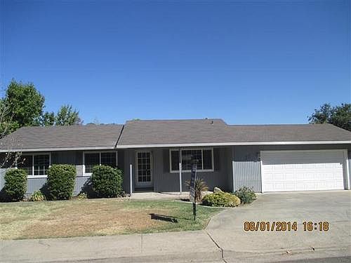 1st image of 15 Parkwood Dr