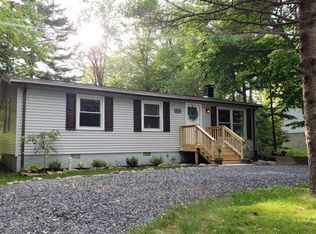 2148 Freedom Way, Pocono Summit, PA 18346