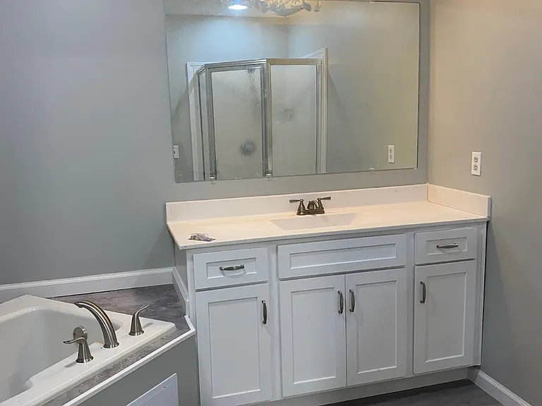 962 Stewarts Creek Dr #1 — Photo 3